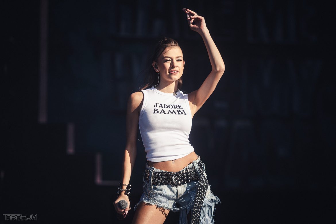 bambi jest „własnością Okiego”?