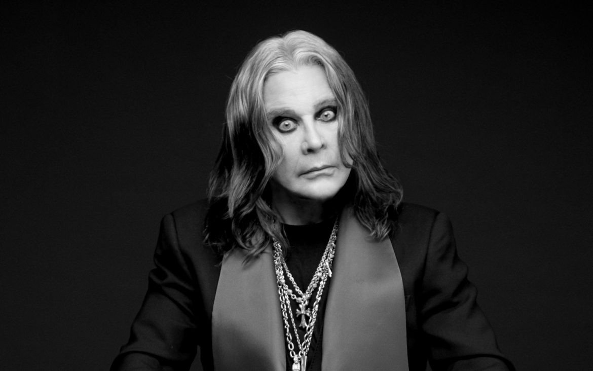 Alice Cooper o śmierci Ozzy’ego dowiedział się tuż przed wyjściem na scenę: „Był połączeniem Księcia Ciemności z błaznem dworskim”