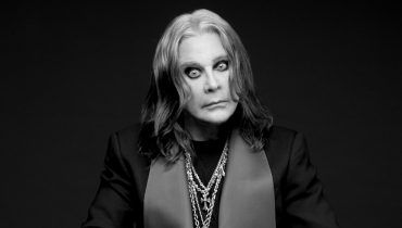 Mężczyzna aresztowany za kradzież kwiatów z miejsca pamięci Ozzy’ego Osbourne’a