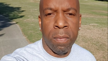 Young Noble z Outlawz popełnił samobójstwo. Tragiczna śmierć współpracownika Tupaca