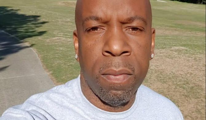 Young Noble z Outlawz popełnił samobójstwo. Tragiczna śmierć współpracownika Tupaca