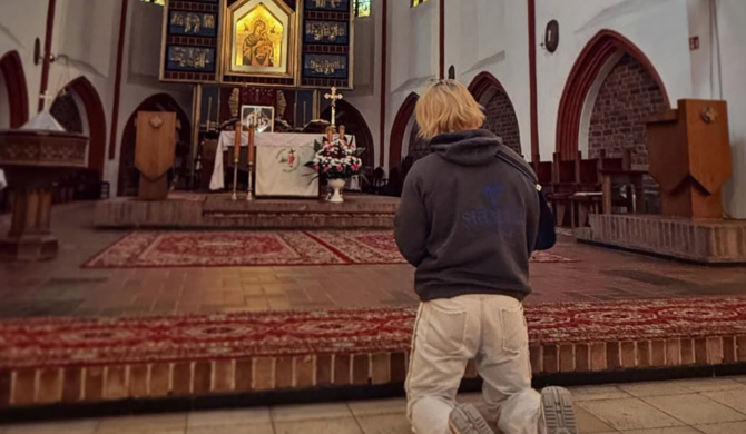 Skolim: „Jezus jest moim idolem”. Artysta o wierze, wartościach i obfitości