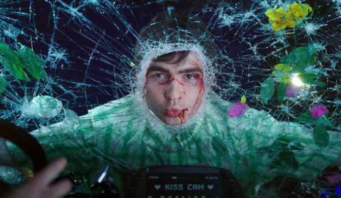 Mata miał groźnie wyglądający wypadek samochodowy we Włoszech. Raper pokazał zdjęcia