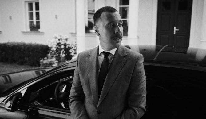 Avi: „Chcę coś mieć, to się biorę za robotę”