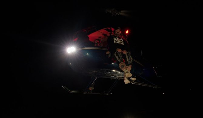 „Helikopter w ogniu” Bedoesa wraca w zmienionej wersji