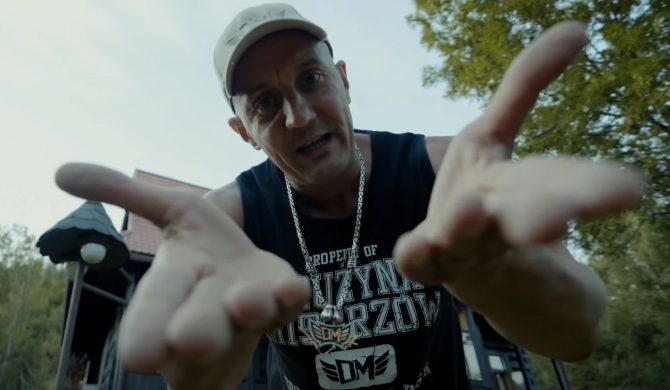 Bosski odpalił się na Bedoesa i 2115