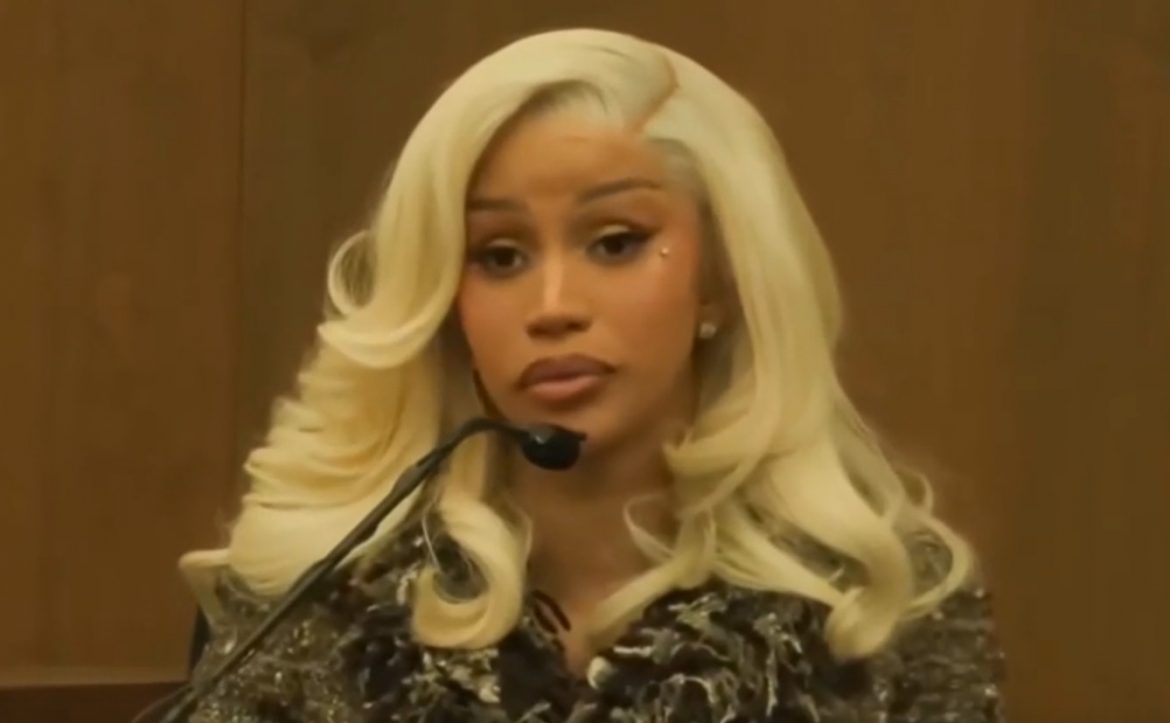 Cardi zaszalała z okładką edycji specjalnej nadchodzącej płyty