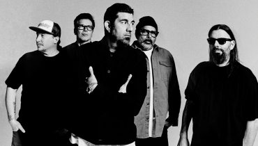 Deftones wystąpią w Polsce bez jednego z założycieli. Gorzki komentarz Chino Moreno