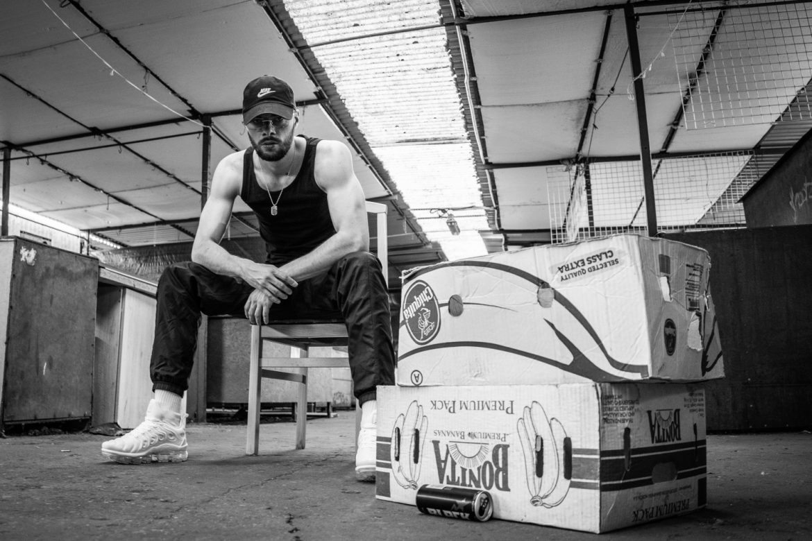 Klasyczny rap w najlepszym wydaniu – Fekir prezentuje „Uzurpatora”