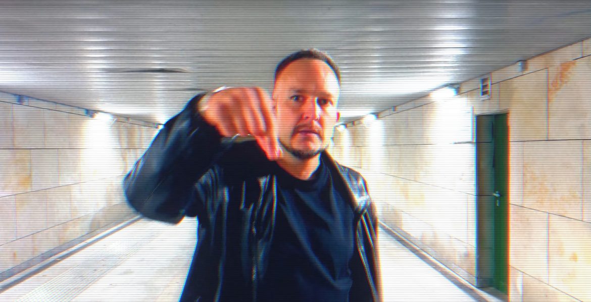 „Co tu kminić? Skolimowi rób rimming” – diss Mesa na Tedego słowo po słowie