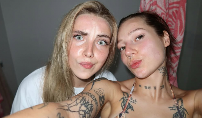 Hypemanka Young Leosi: „Plany na brzmienie mam, których nie zrobiła żadna dziewczyna”