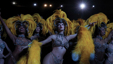 Meta stworzyła flirtujące chatboty wzorowane na Taylor Swift, Selenie Gomez i innych gwiazdach. Bez ich zgody