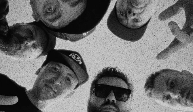 Proceente, Łysonżi, Vienio, Rzeźnik i Mayor idą „W stronę światła”