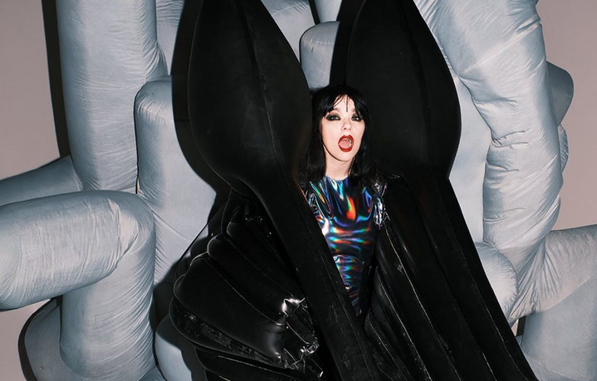 Björk dołącza do kampanii „No Music For Genocide” i usuwa katalog muzyczny z serwisów streamingowych w Izraelu