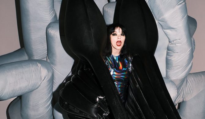 Björk dołącza do kampanii „No Music For Genocide” i usuwa katalog muzyczny z serwisów streamingowych w Izraelu