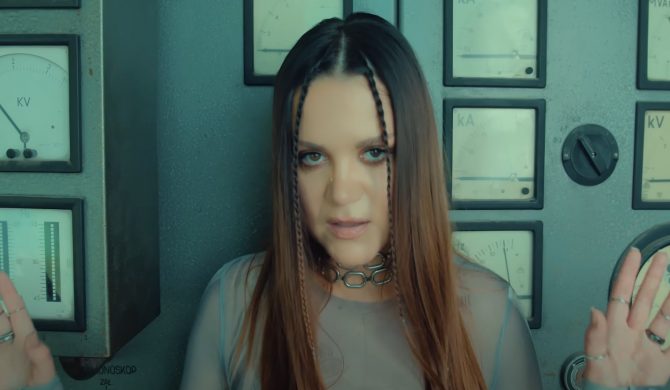 Wokalistka Blue Cafe rozstała się z mężem, a potem zdissowała go w piosence