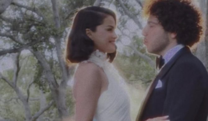 Selena Gomez i Benny Blanco wzięli ślub. Piosenkarka pokazała zdjęcia i filmy z ceremonii