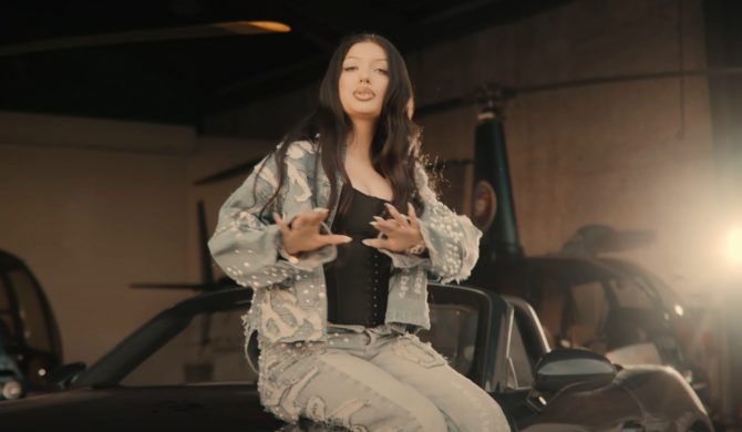 „W oczach widzę mrok, przy nim nie czuję się sama” – Viki Gabor i Malik Montana łączą we wspólnym singlu