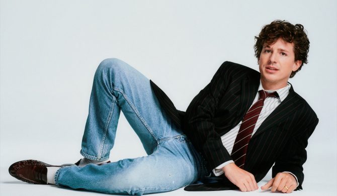 Charlie Puth przedstawia nowy singiel „Changes” i zapowiada płytę „Whatever’s Clever!”