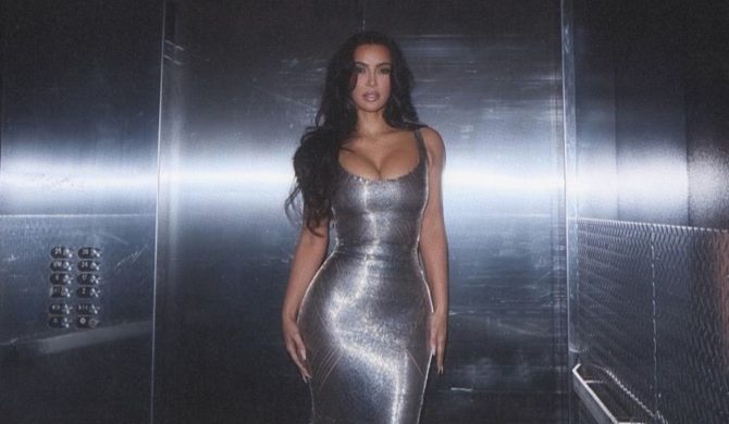 Kim Kardashian odpowiada na plotki o jej romansie z muzykiem, który obecnie jest jej szwagrem