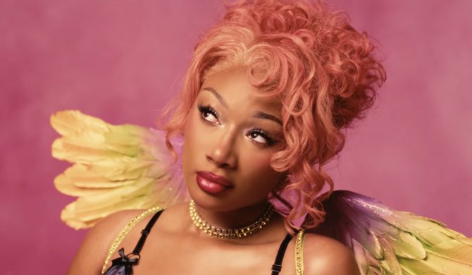Megan Thee Stallion rapuje o Klayu Thompsonie w nowym utworze „Lover Girl”