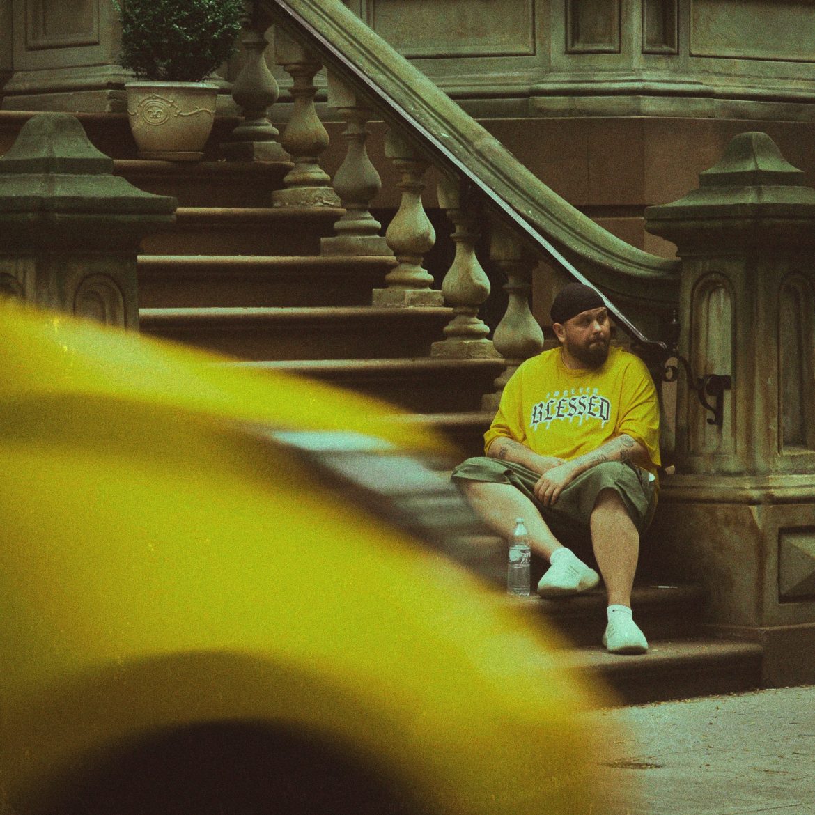 Gruby Mielzky o tym, co naprawdę ważne – nowy singiel „Baśka” już dostępny