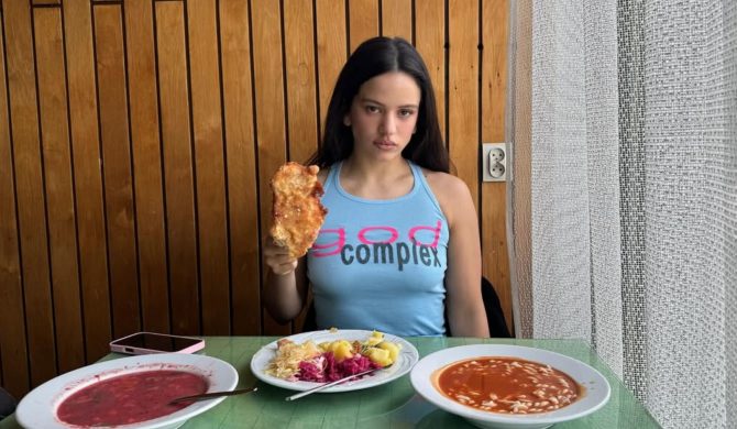 ROSALÍA zapowiada nowy album „LUX” klipem nakręconym w Polsce. W utworze gościnnie Björk i Yves Tumor