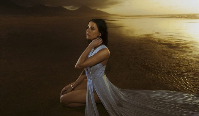 Roxie prezentuje singiel „Codzienność (Pamiętaj Nas)”. To poruszająca opowieść o końcu miłości