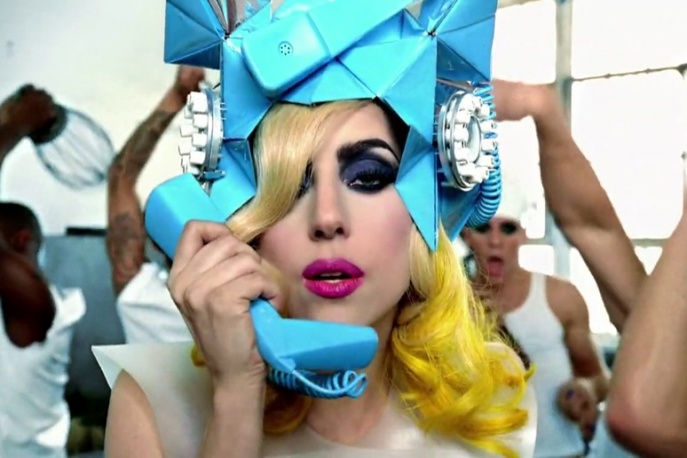 Wojskowa Lady Gaga [video]