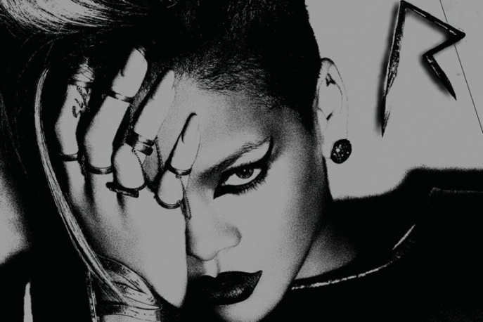 Nowy album Rihanny „RATED R REMIXED”