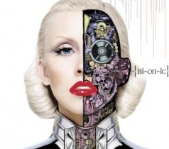 CHRISTINA AGUILERA – „Bionic”