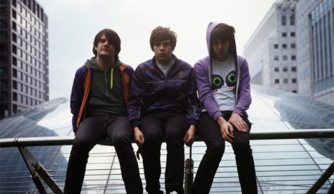 Klaxons z nowym gitarzystą