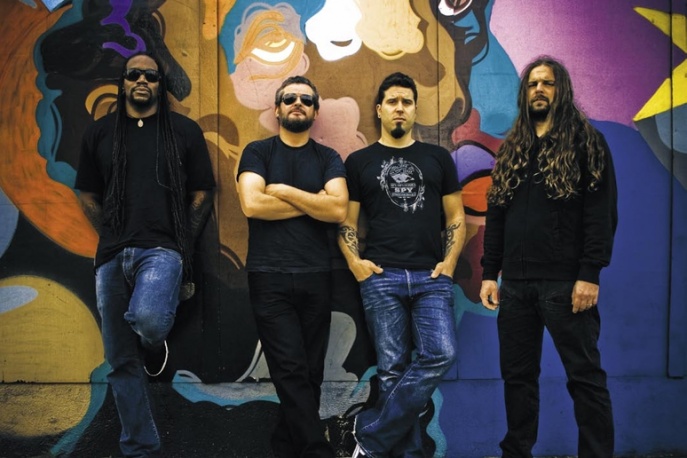 Sepultura: nowa wytwórnia, nowa płyta