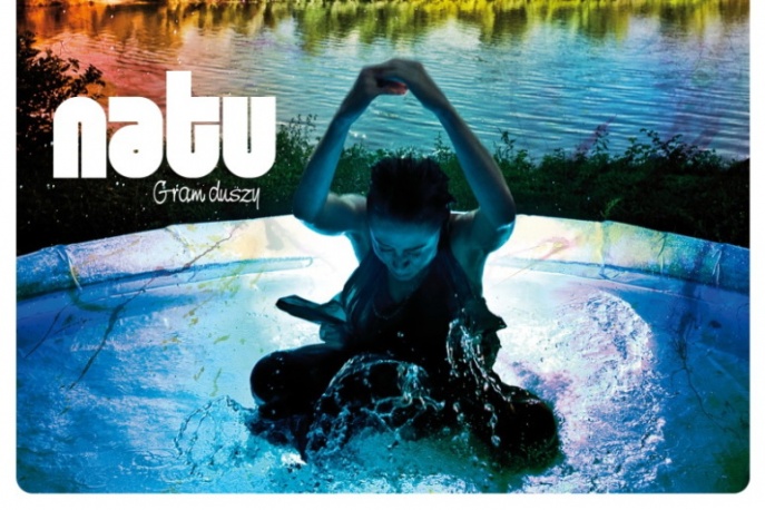 Natu ujawnia okładkę nowej płyty