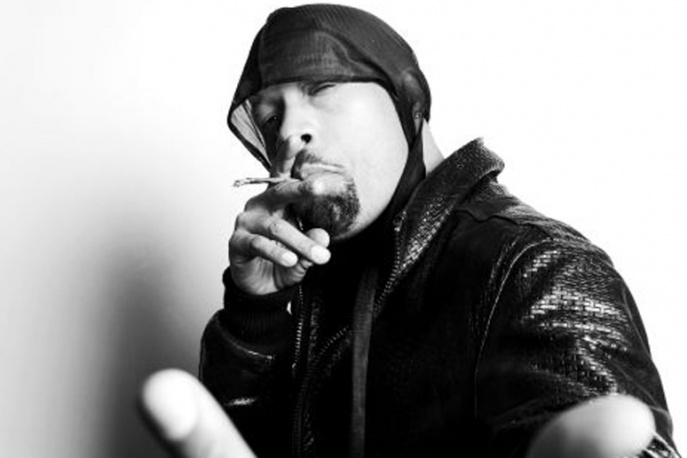 Redman nagrywa w studiu pod Warszawą