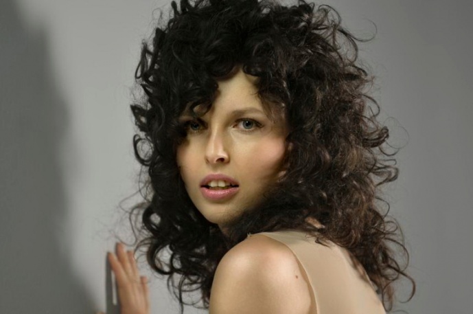 Świąteczny teledysk od Ramony Rey