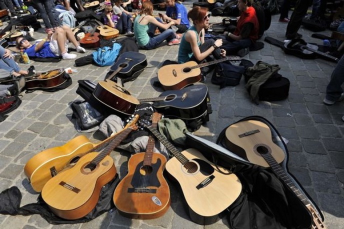 Gitarowy Rekord Guinnessa zgromadził 5601 fanów gitary