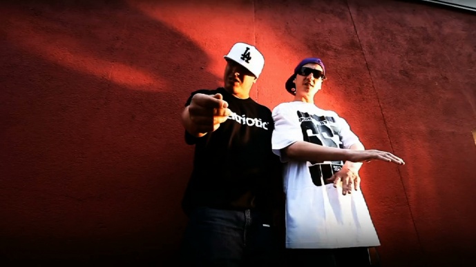 CHADA FEAT. ERO – „Dla mojej ferajny” – sprawdź video