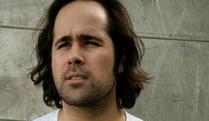 Posłuchaj nowego krążka perkusisty The Killers