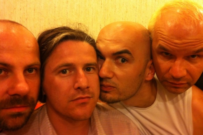 Buldog wszedł do studia