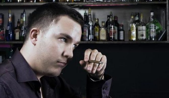 Zobacz rockowy remix Mesa