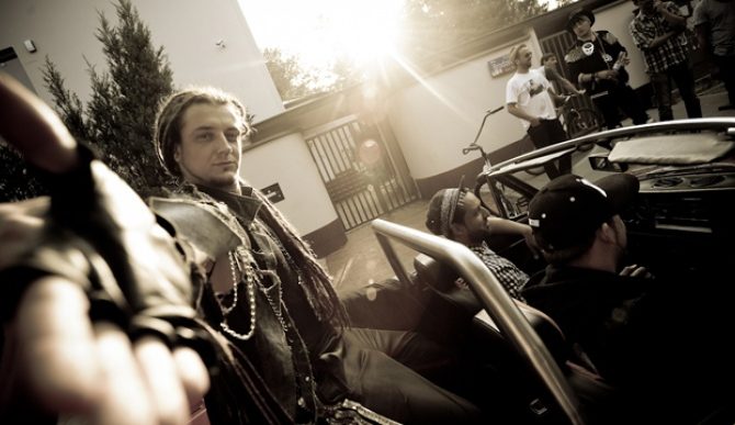 Afromental: Posłuchaj singla, zobacz making of i zdjęcia z klipu