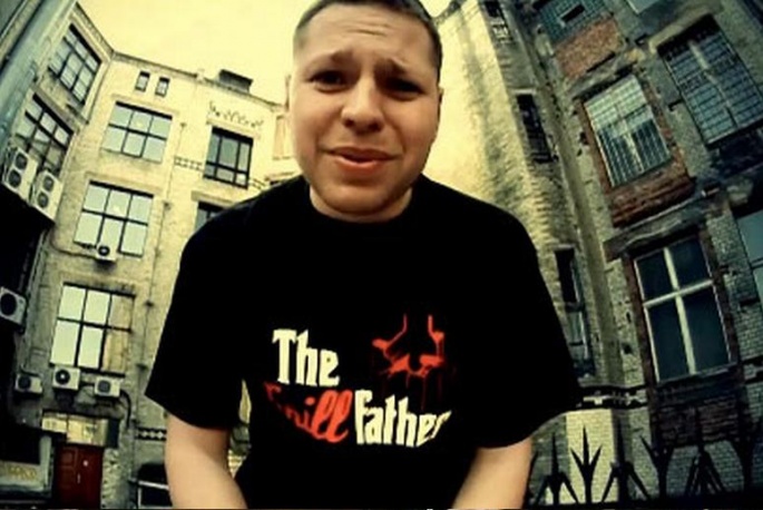 Zobacz nowy klip Człowienia