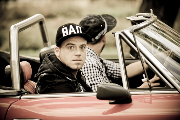 Afromental – „Rollin` With You” (VIDEO)