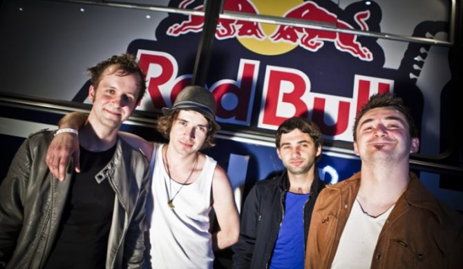 Neony i Brodka – wspólne koncerty