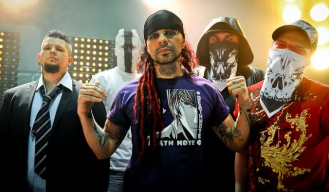 Posłuchaj całego albumu My Riot