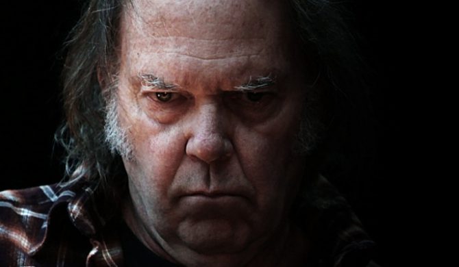 Neil Young odsłoni wiele tajemnic