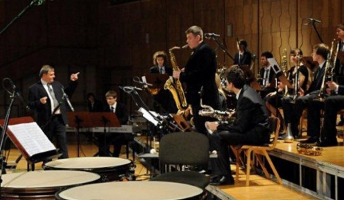 Szymanowski Big Band w Pozytywnych Wibracjach