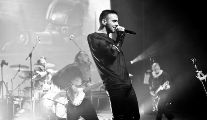 Pampeluna i Alone obok Jelonka w Stodole