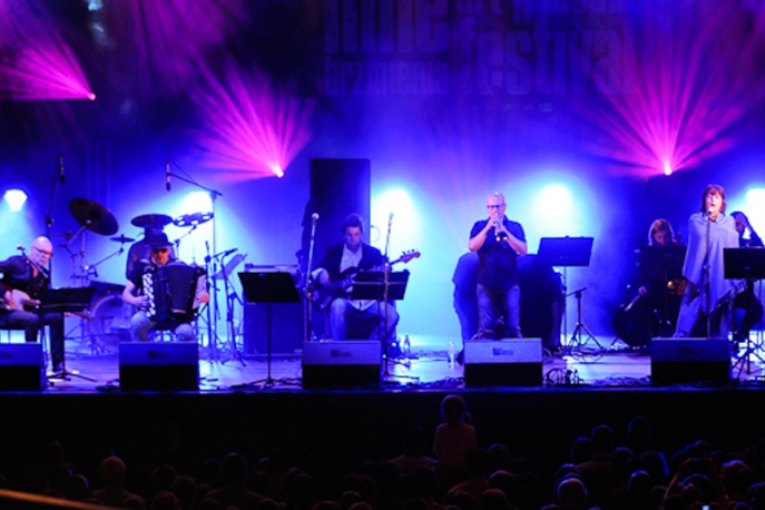 W hołdzie Mirkowi Olszówce